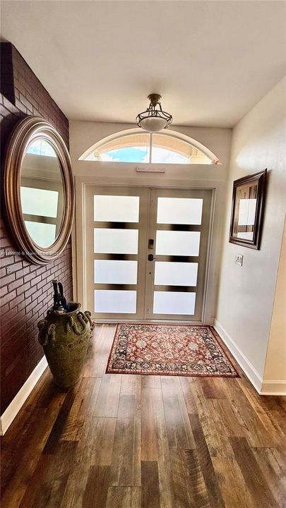 待售: $780,000 (4 贝兹, 2 浴室, 2488 平方英尺)