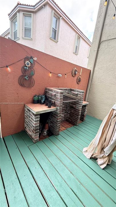 待售: $780,000 (4 贝兹, 2 浴室, 2488 平方英尺)