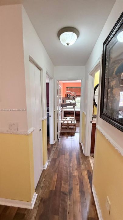 待售: $780,000 (4 贝兹, 2 浴室, 2488 平方英尺)