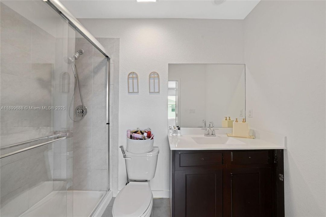 For Sale: $570,000 (4 beds, 3 baths, 2126 Square Feet)