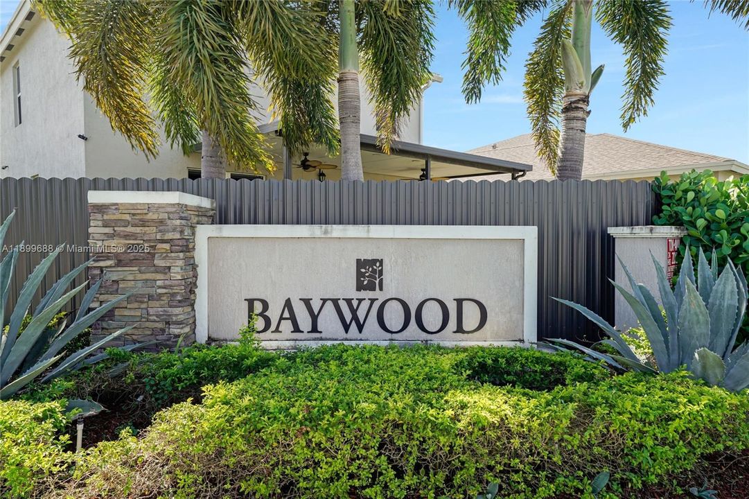 For Sale: $570,000 (4 beds, 3 baths, 2126 Square Feet)