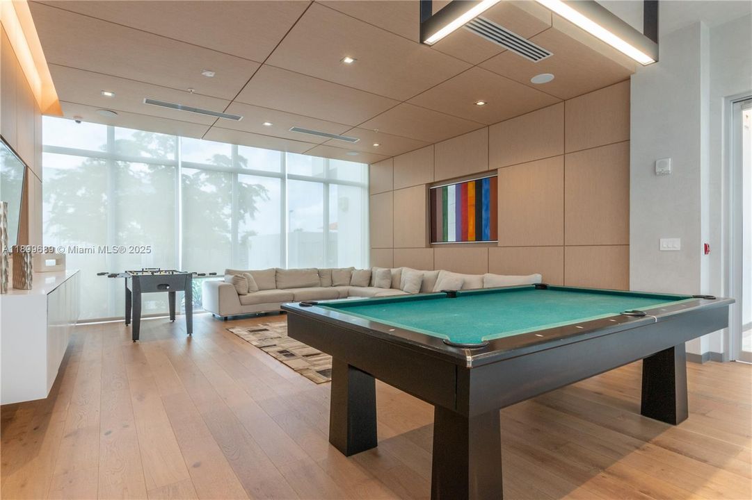 出租: $3,700 (3 贝兹, 3 浴室, 1781 平方英尺)