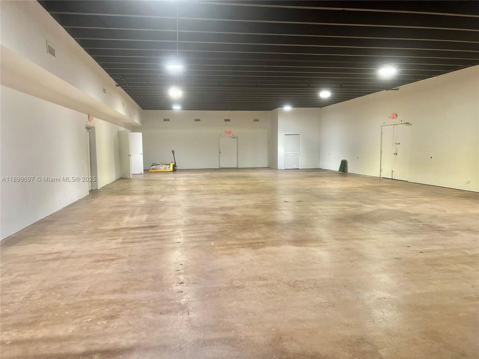 出租: $23 (0 贝兹, 0 浴室, 0 平方英尺)