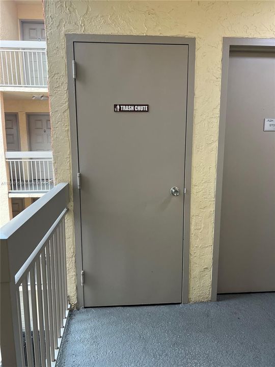 出租: $1,995 (1 贝兹, 1 浴室, 810 平方英尺)