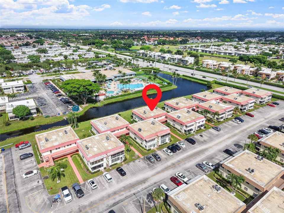 For Sale: $142,900 (1 beds, 1 baths, 720 Square Feet)