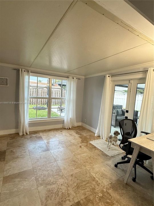 For Sale: $525,000 (3 beds, 2 baths, 1416 Square Feet)