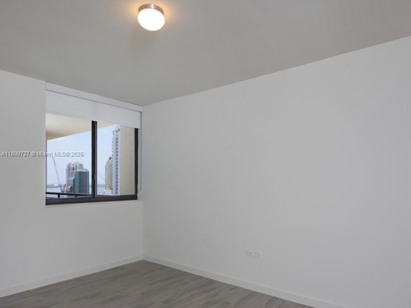 Active With Contract: $4,100 (2 beds, 2 baths, 1384 Square Feet)