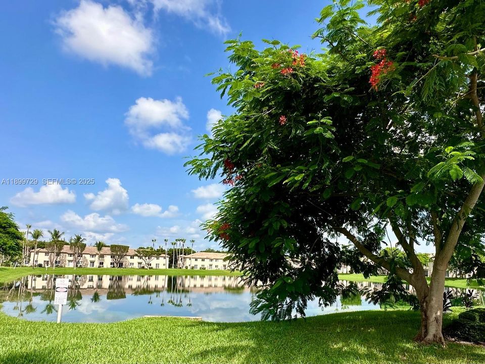 For Rent: $1,795 (3 beds, 2 baths, 1099 Square Feet)