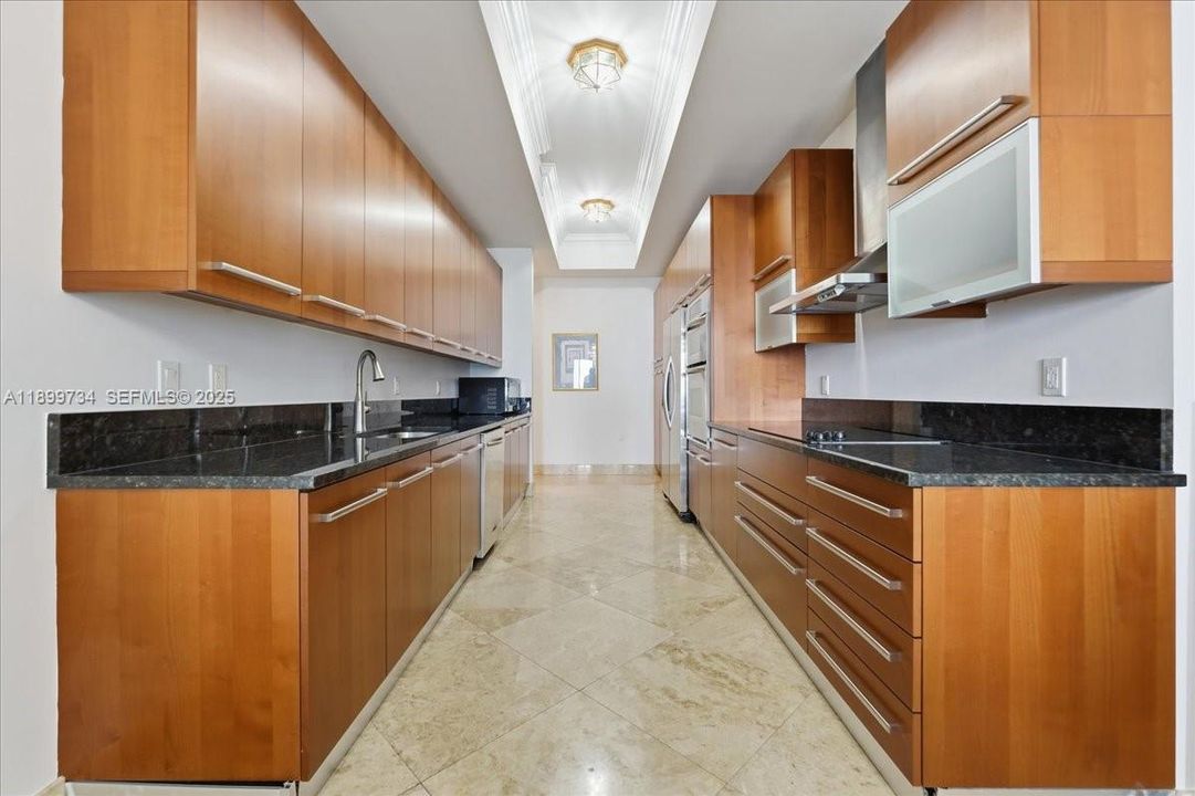 For Rent: $8,000 (3 beds, 4 baths, 2459 Square Feet)