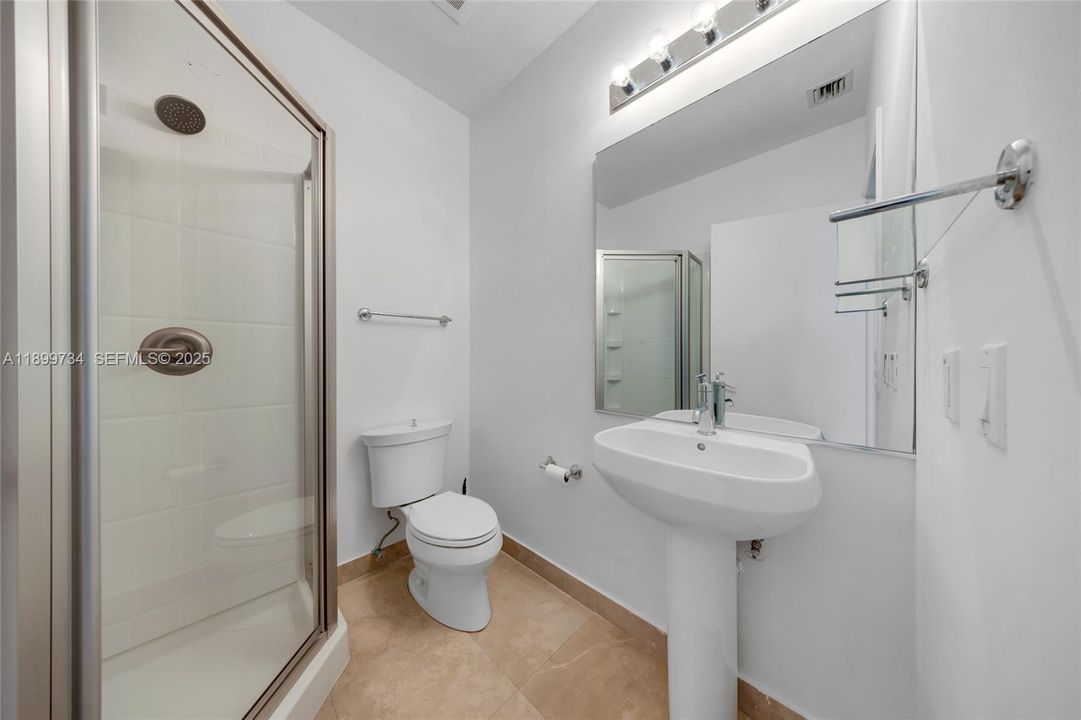 For Rent: $8,000 (3 beds, 4 baths, 2459 Square Feet)