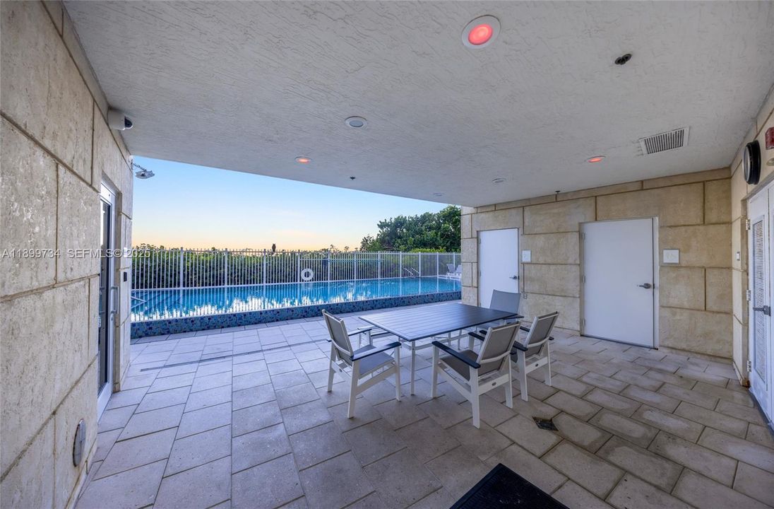 For Rent: $8,000 (3 beds, 4 baths, 2459 Square Feet)