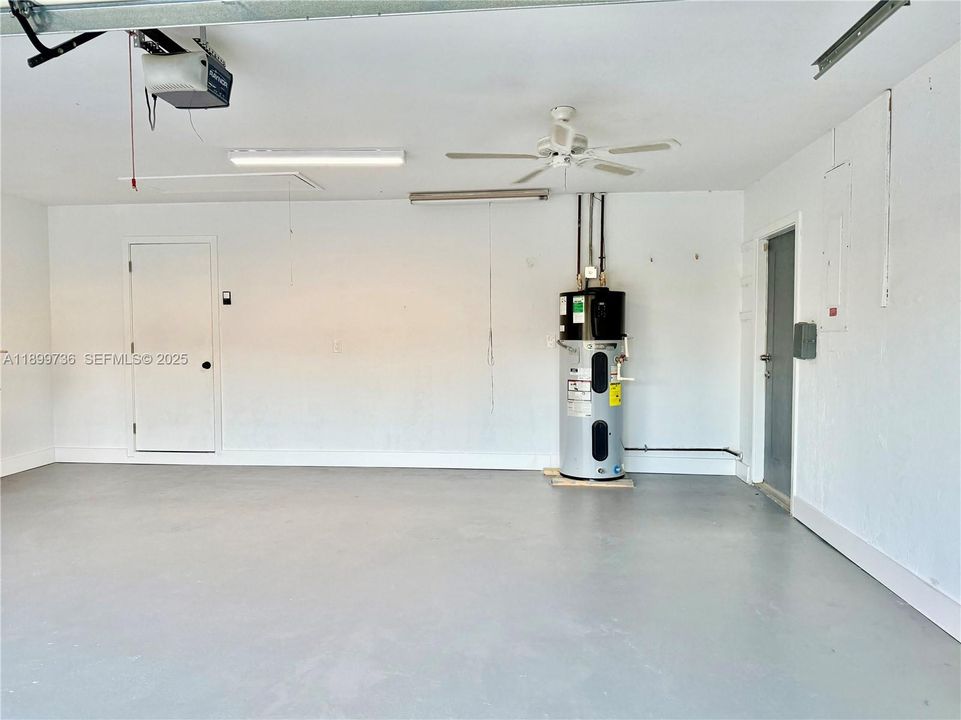 For Sale: $690,000 (3 beds, 2 baths, 2433 Square Feet)