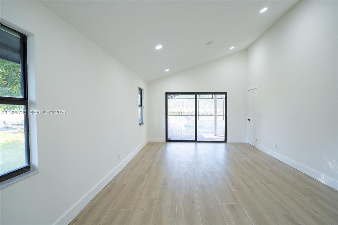 For Sale: $690,000 (3 beds, 2 baths, 2433 Square Feet)