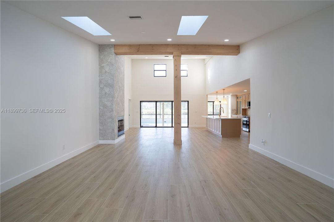 For Sale: $690,000 (3 beds, 2 baths, 2433 Square Feet)