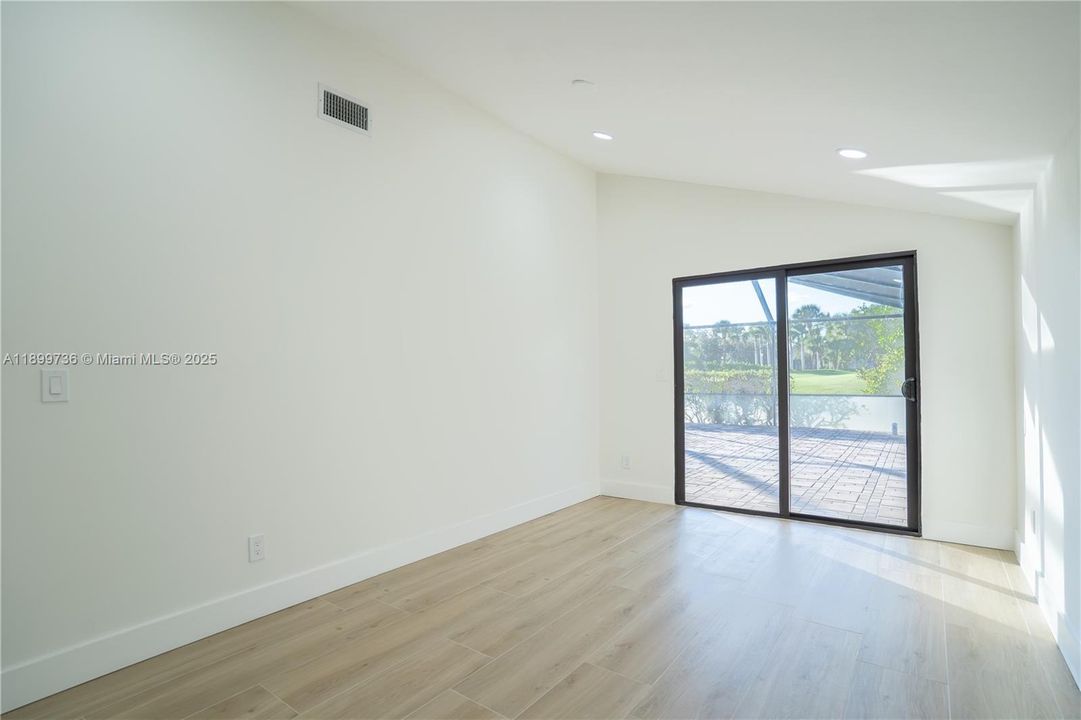 For Sale: $690,000 (3 beds, 2 baths, 2433 Square Feet)