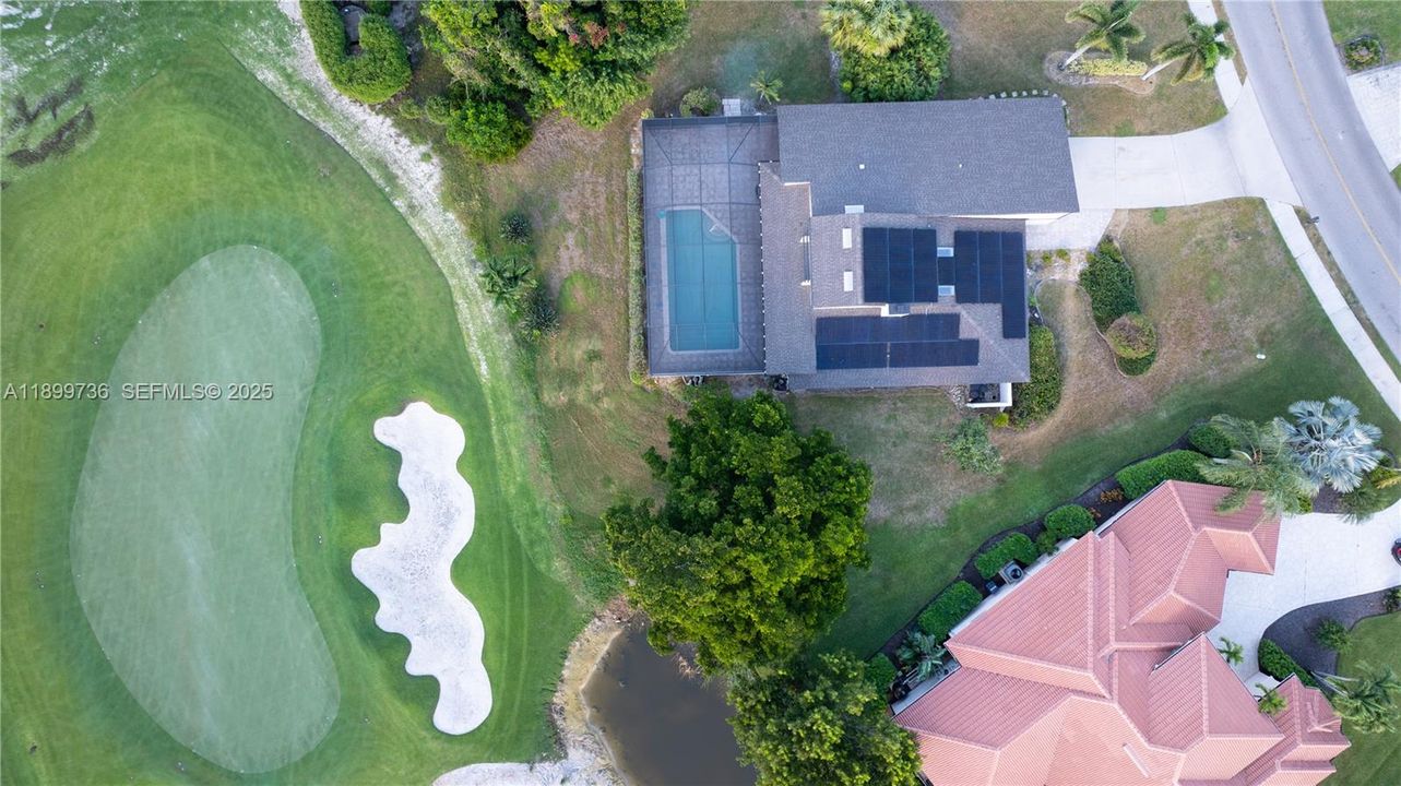 For Sale: $690,000 (3 beds, 2 baths, 2433 Square Feet)