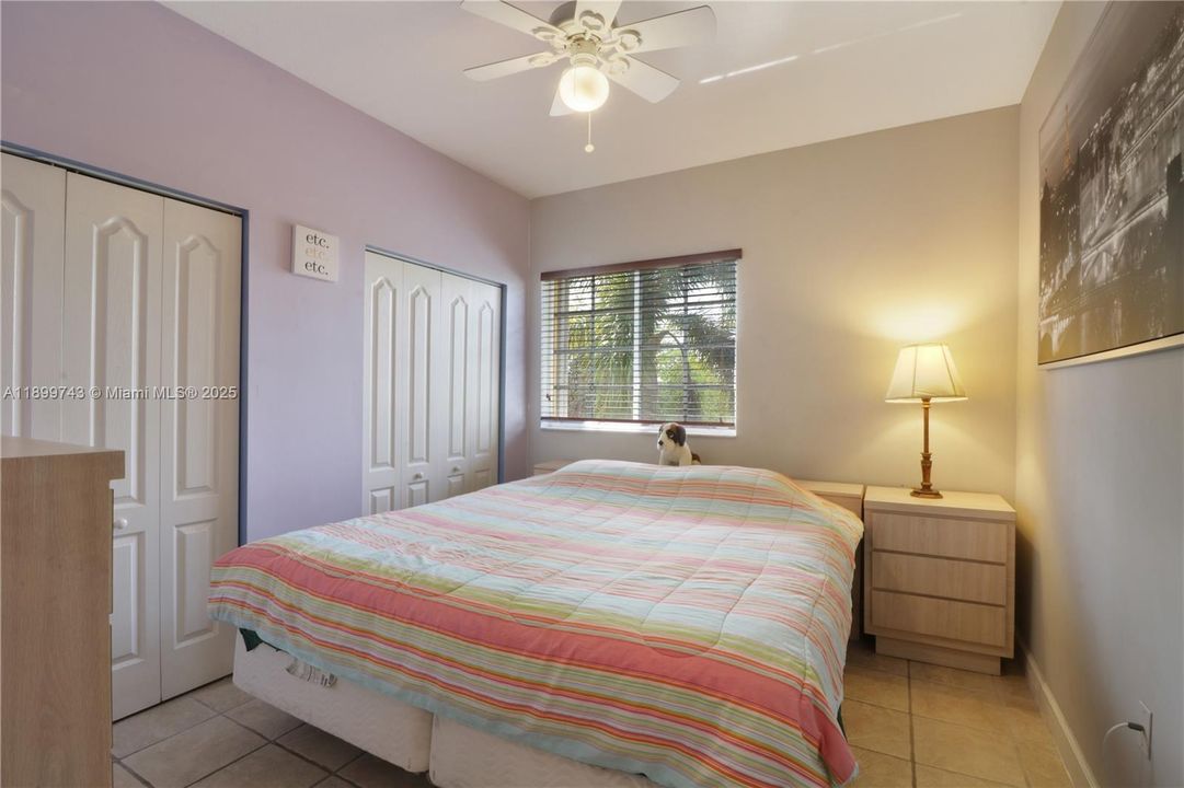 На продажу: $790,000 (4 спален, 2 ванн, 2011 Квадратных фут)