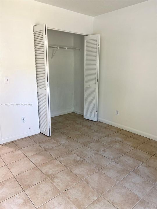 最近租的: $2,800 (3 贝兹, 2 浴室, 1310 平方英尺)