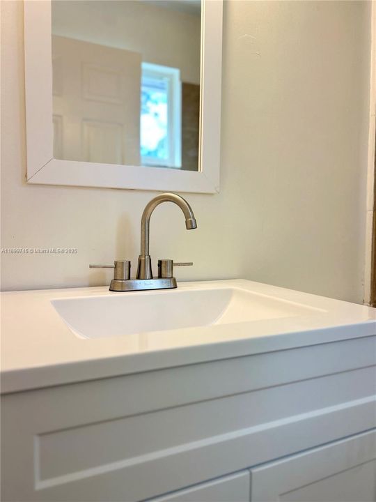 最近租的: $2,800 (3 贝兹, 2 浴室, 1310 平方英尺)