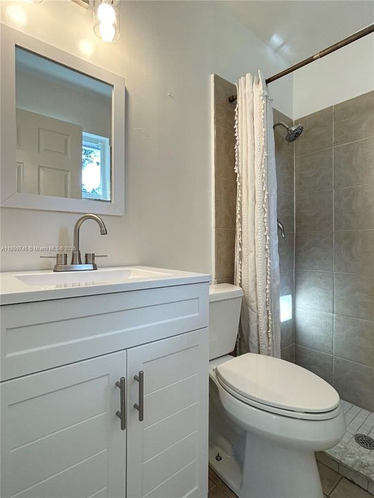 最近租的: $2,800 (3 贝兹, 2 浴室, 1310 平方英尺)