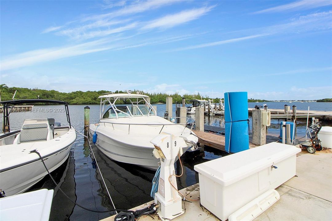 待售: $395,000 (1 贝兹, 1 浴室, 640 平方英尺)