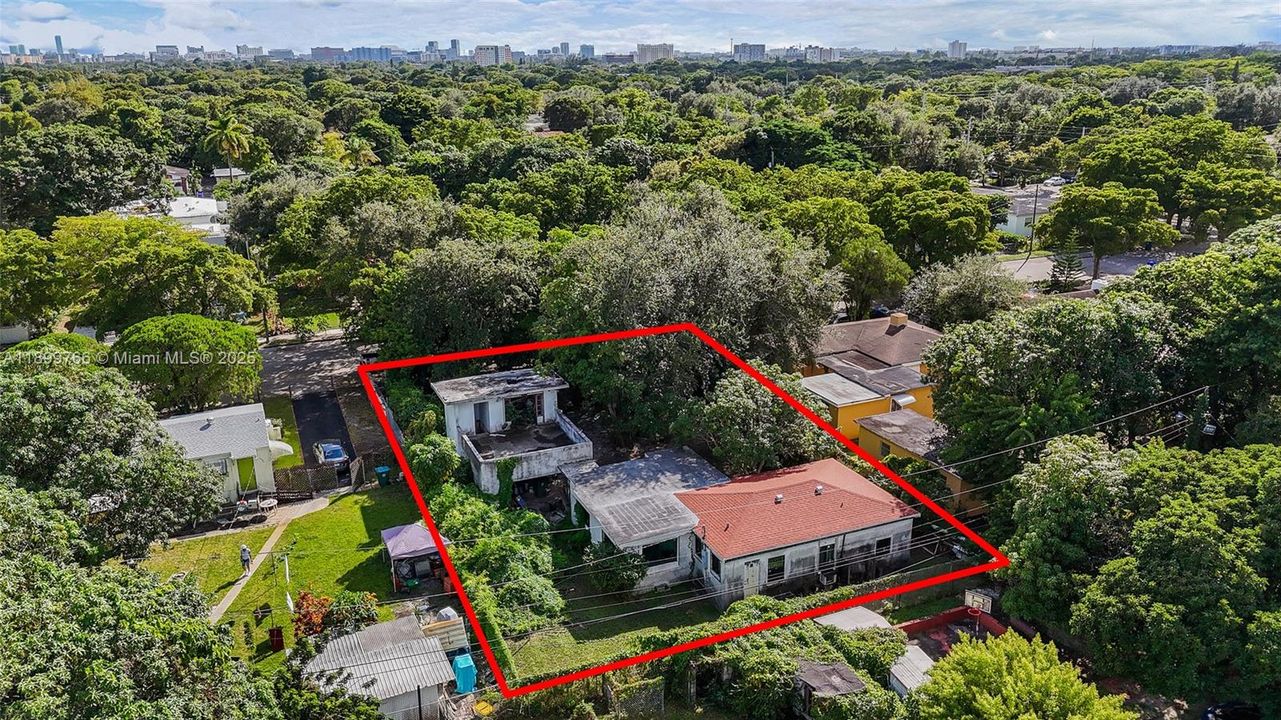 For Sale: $550,000 (2 beds, 1 baths, 1507 Square Feet)