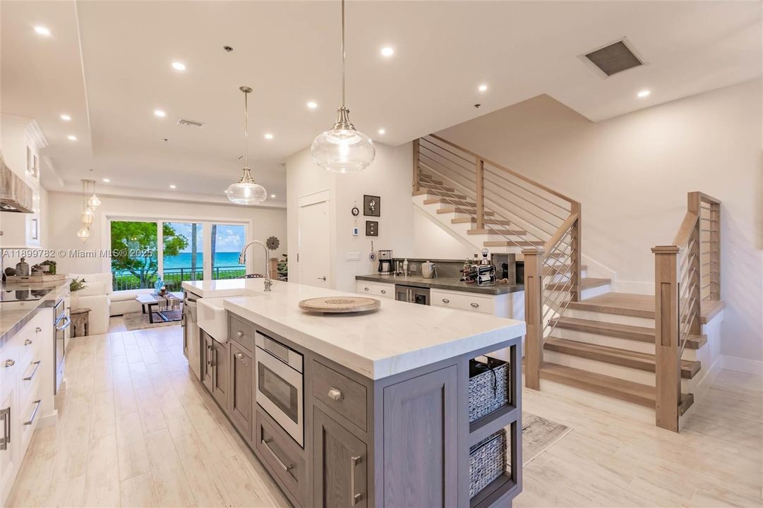 For Rent: $15,000 (4 beds, 4 baths, 3206 Square Feet)