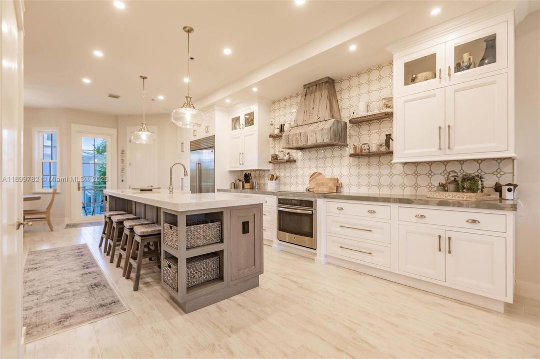 For Rent: $15,000 (4 beds, 4 baths, 3206 Square Feet)