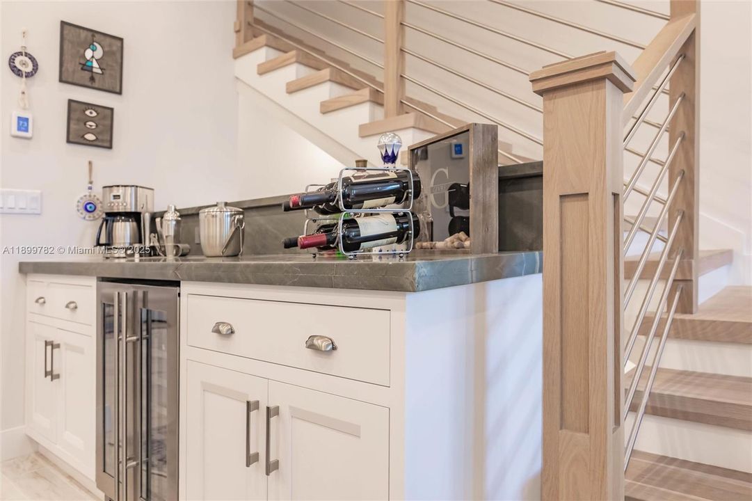 For Rent: $15,000 (4 beds, 4 baths, 3206 Square Feet)