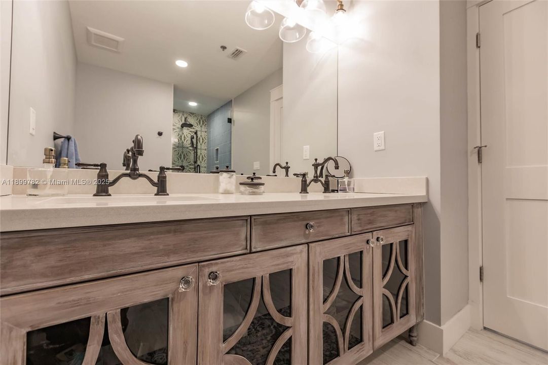 For Rent: $15,000 (4 beds, 4 baths, 3206 Square Feet)