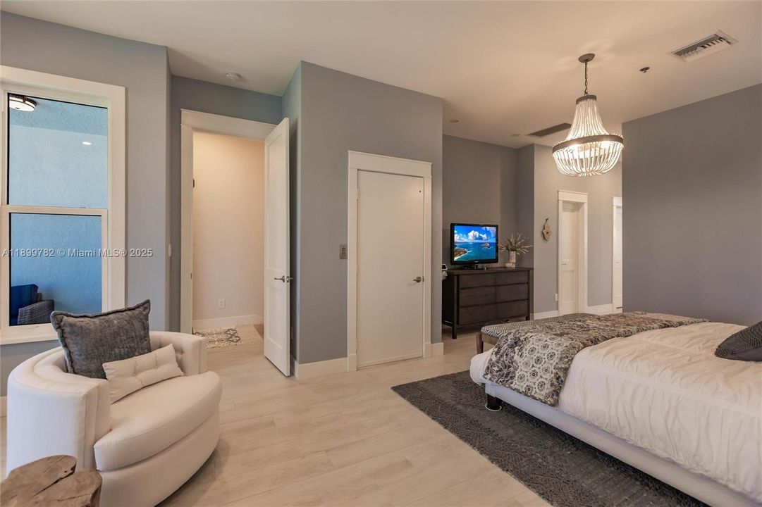 For Rent: $15,000 (4 beds, 4 baths, 3206 Square Feet)