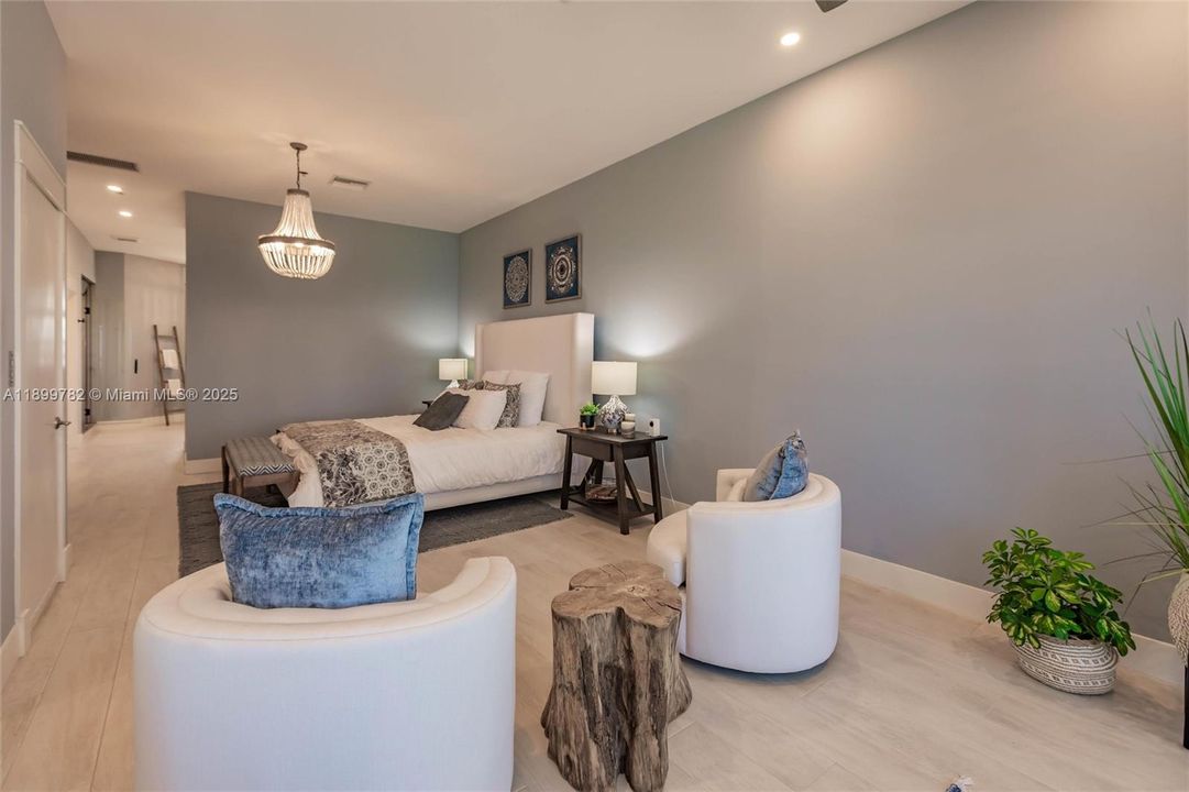 For Rent: $15,000 (4 beds, 4 baths, 3206 Square Feet)