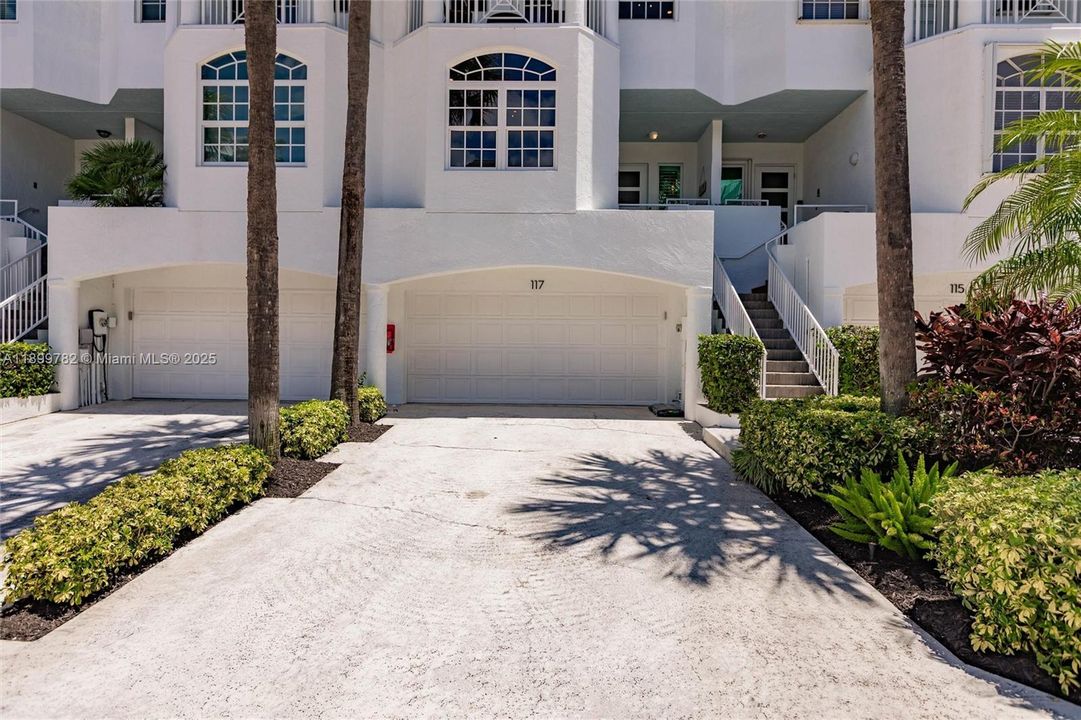 For Rent: $15,000 (4 beds, 4 baths, 3206 Square Feet)