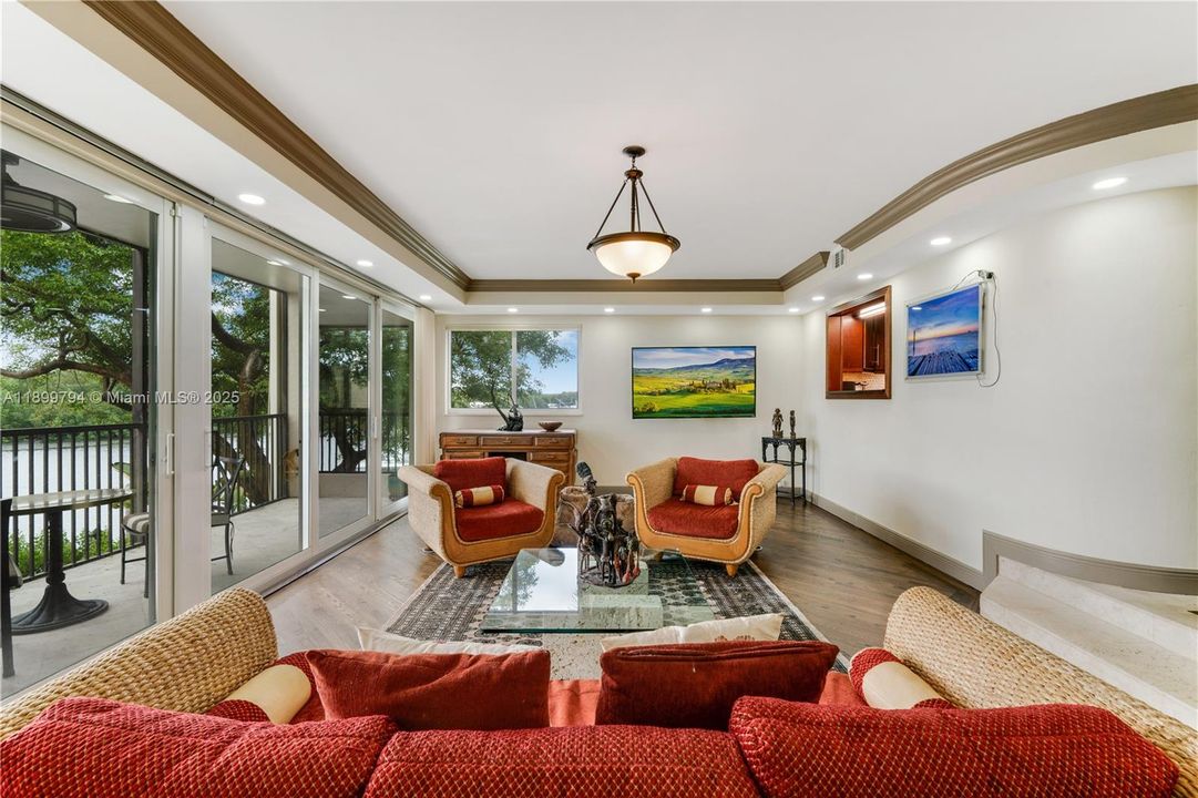 Active With Contract: $2,250,000 (4 beds, 4 baths, 3865 Square Feet)