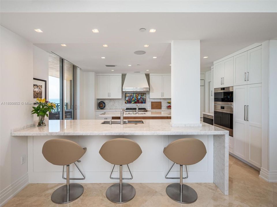 待售: $3,399,000 (3 贝兹, 3 浴室, 3299 平方英尺)