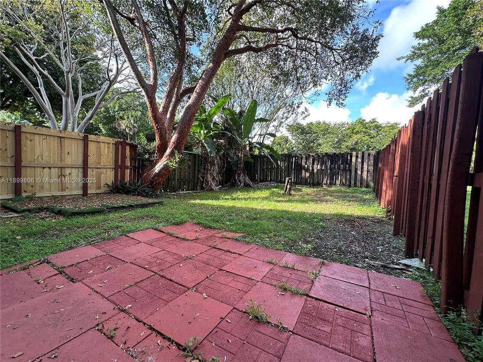 Recently Rented: $2,450 (2 beds, 2 baths, 1224 Square Feet)