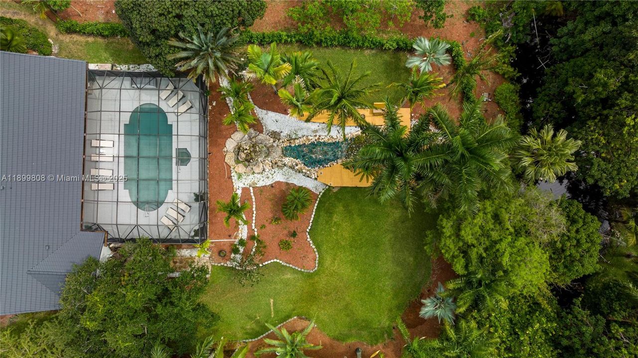 На продажу: $2,275,000 (7 спален, 5 ванн, 3442 Квадратных фут)