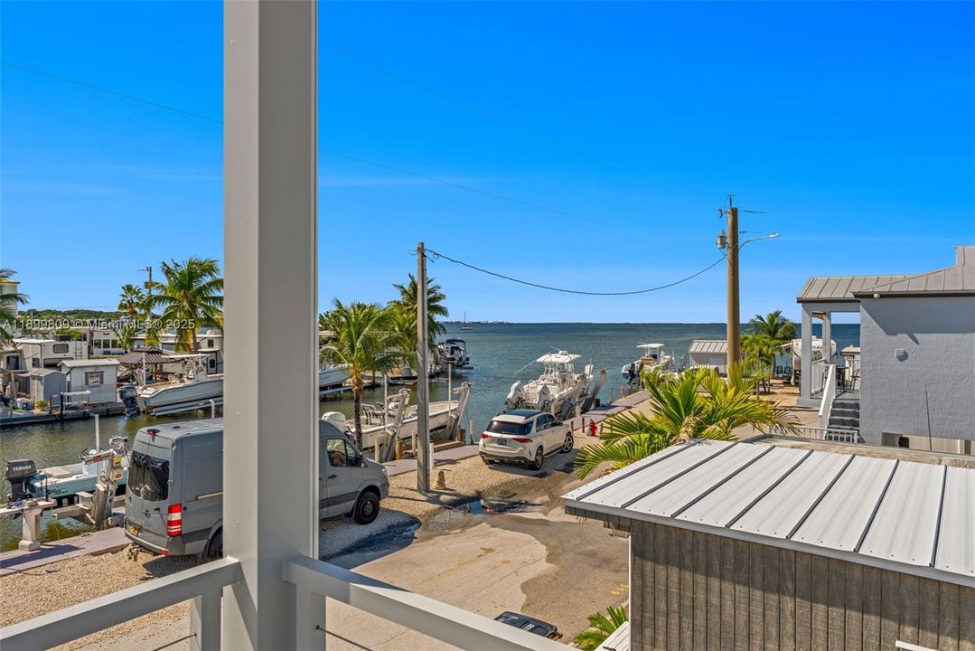 待售: $915,000 (3 贝兹, 1 浴室, 0 平方英尺)