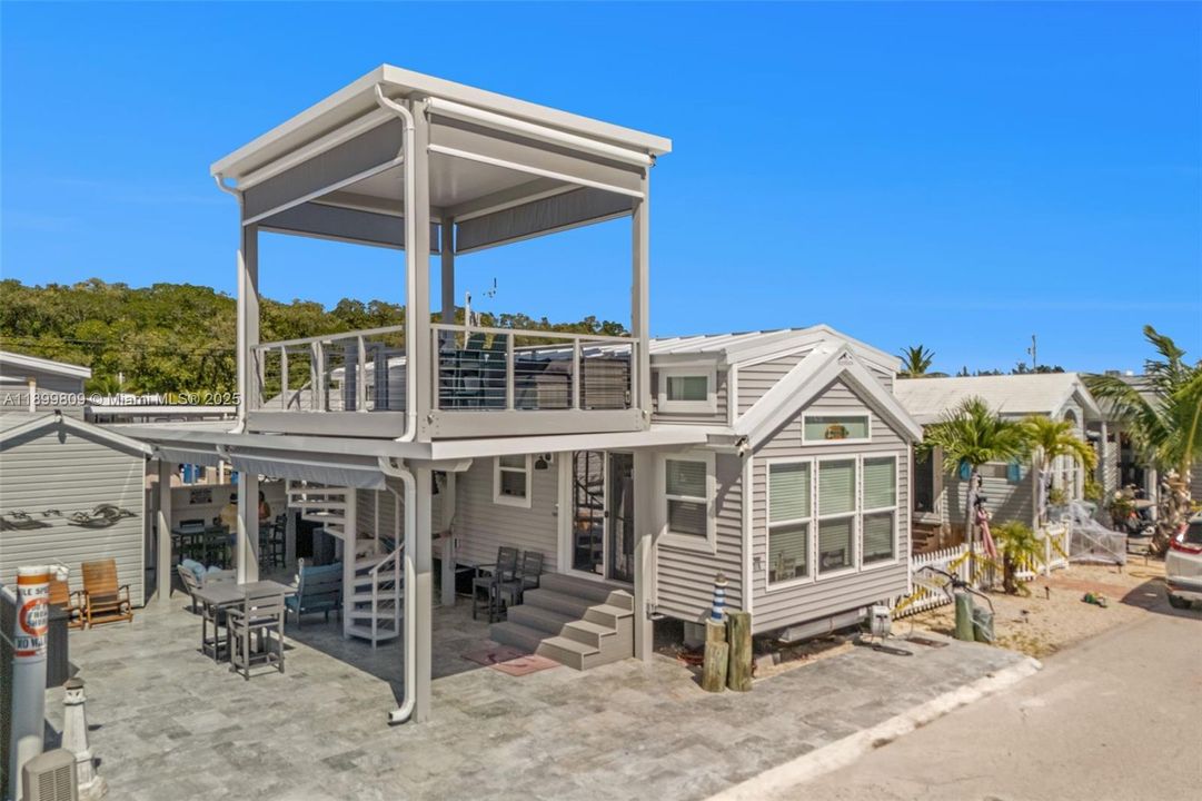 待售: $915,000 (3 贝兹, 1 浴室, 0 平方英尺)