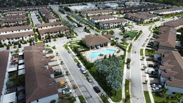 For Sale: $475,000 (4 beds, 2 baths, 1887 Square Feet)