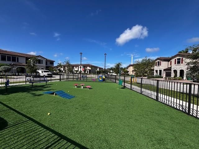 For Sale: $475,000 (4 beds, 2 baths, 1887 Square Feet)