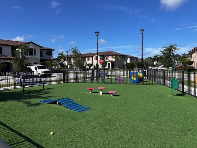 For Sale: $475,000 (4 beds, 2 baths, 1887 Square Feet)