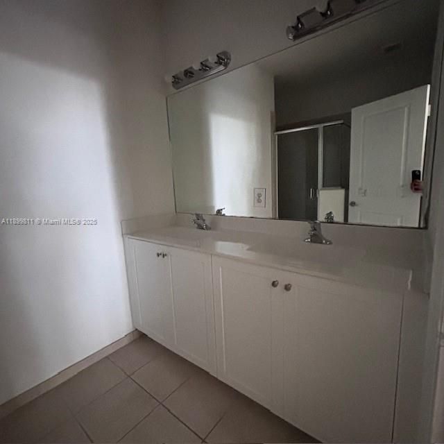 For Sale: $475,000 (4 beds, 2 baths, 1887 Square Feet)