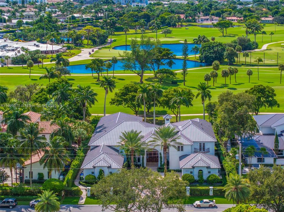 For Sale: $6,295,000 (6 beds, 7 baths, 8267 Square Feet)