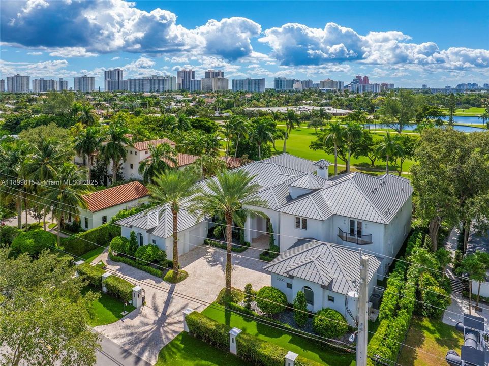 For Sale: $6,295,000 (6 beds, 7 baths, 8267 Square Feet)