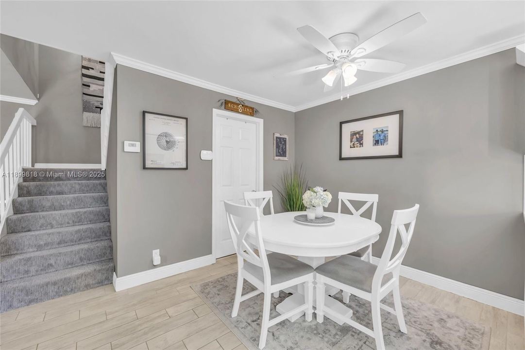 Recently Sold: $449,000 (2 beds, 2 baths, 1288 Square Feet)