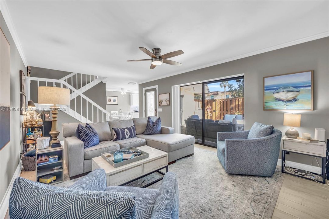 Recently Sold: $449,000 (2 beds, 2 baths, 1288 Square Feet)