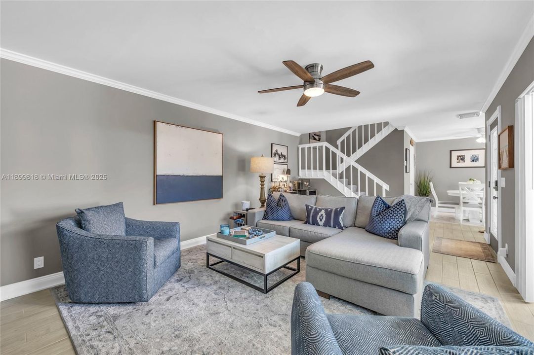 Recently Sold: $449,000 (2 beds, 2 baths, 1288 Square Feet)