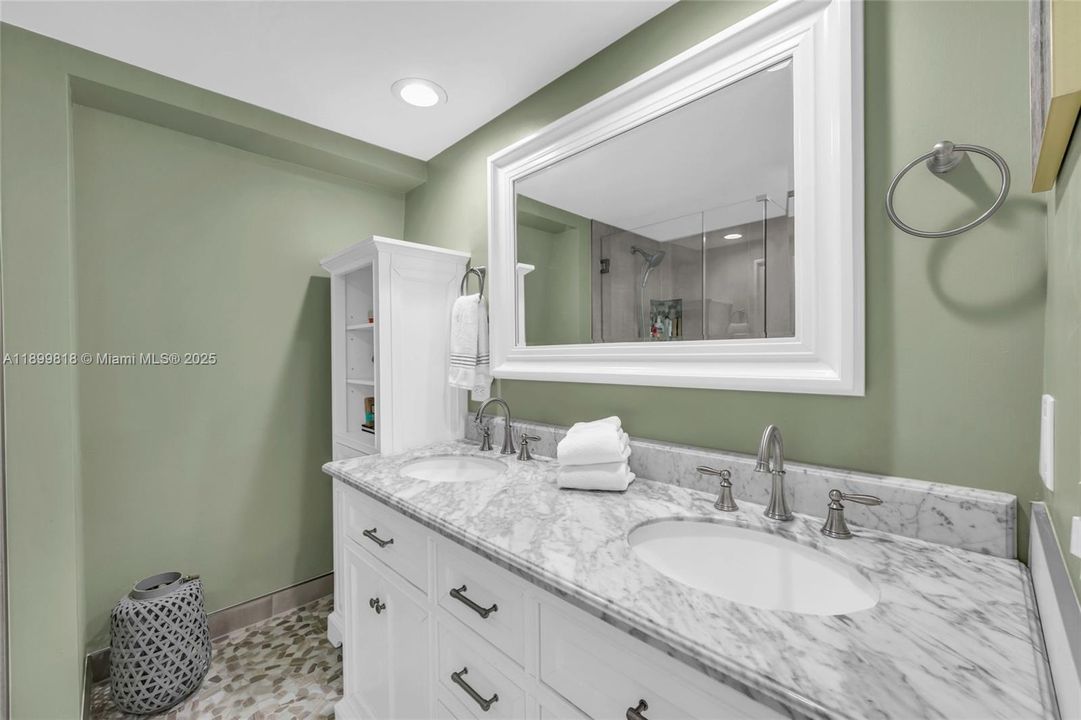 Primary Bath with dual sinks with lots of storage