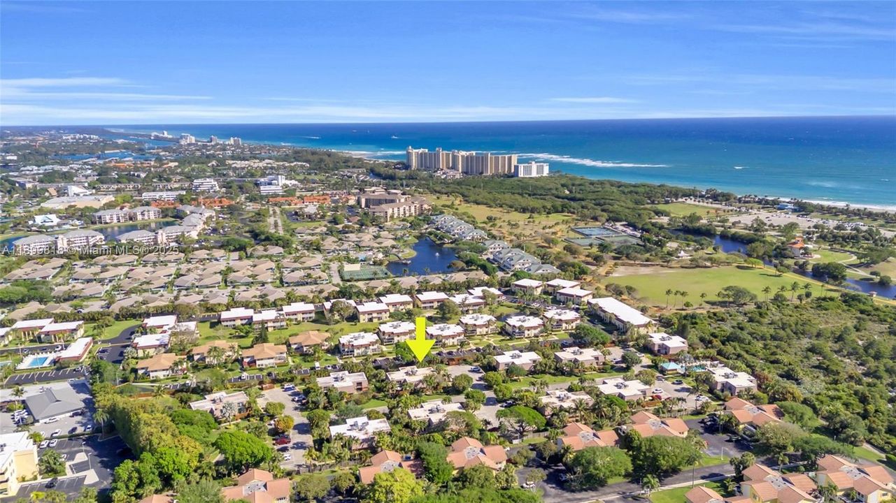 Recently Sold: $449,000 (2 beds, 2 baths, 1288 Square Feet)